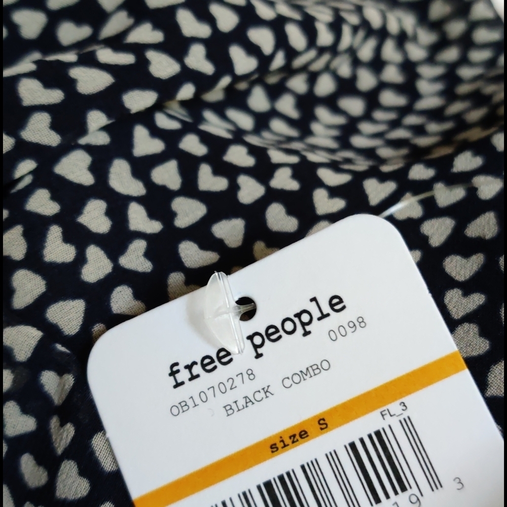 Free People Cassie Black Heart Tie Back Bralette Medium - Picture 4 of 6